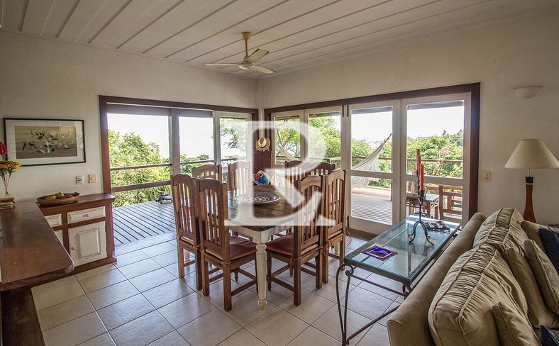 Casa Com vista Panorâmica, Três Quartos e Contato Direto com