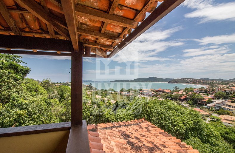 Casa Com vista Panorâmica, Três Quartos e Contato Direto com