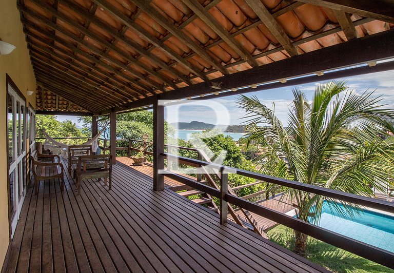 Casa Com vista Panorâmica, Três Quartos e Contato Direto com