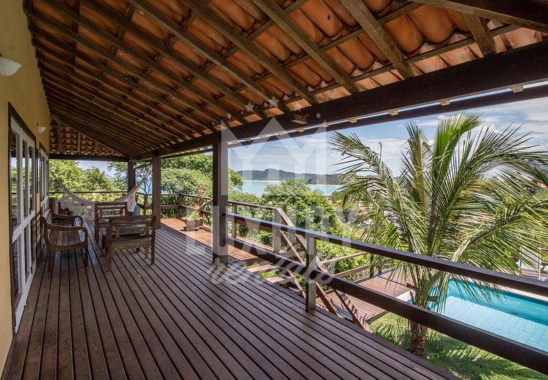 Casa Com vista Panorâmica, Três Quartos e Contato Direto com