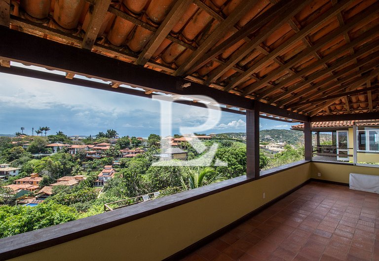 Casa Com vista Panorâmica, Três Quartos e Contato Direto com