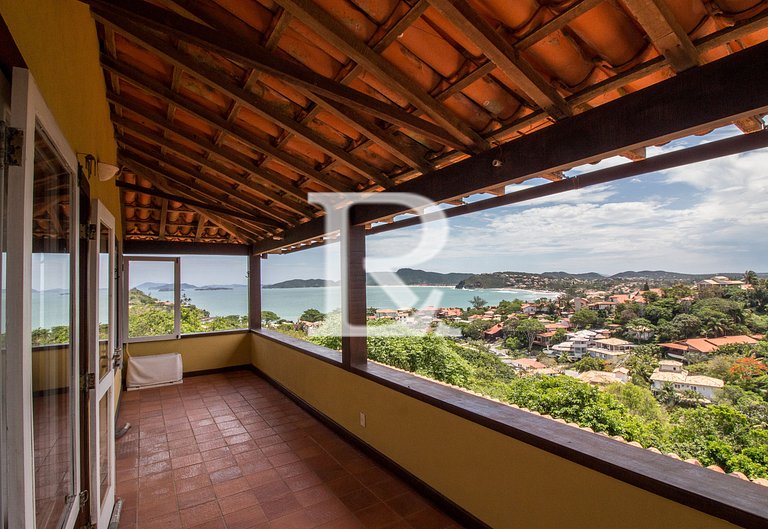 Casa Com vista Panorâmica, Três Quartos e Contato Direto com